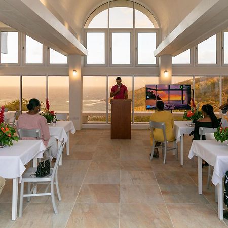 Spring Hotel Bequia Port Elizabeth Bagian luar foto