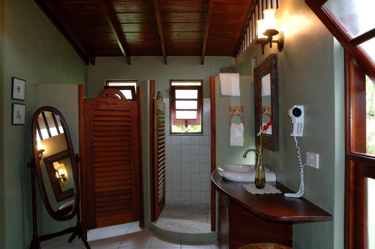 Spring Hotel Bequia Port Elizabeth Bagian luar foto