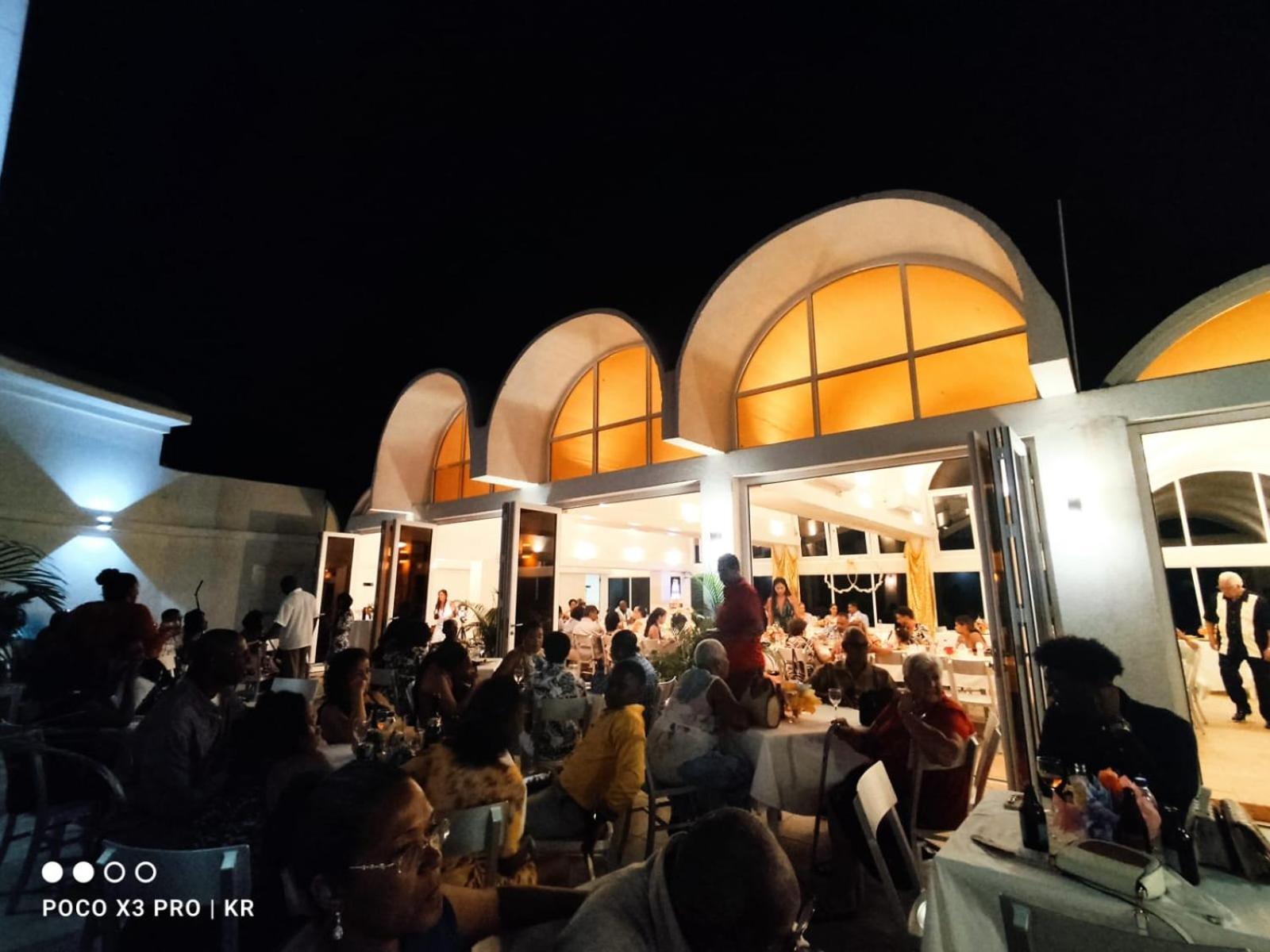 Spring Hotel Bequia Port Elizabeth Bagian luar foto
