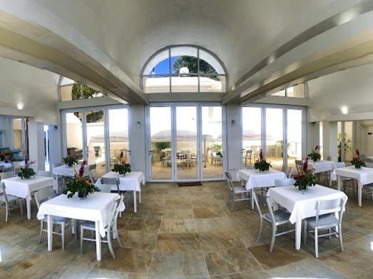 Spring Hotel Bequia Port Elizabeth Bagian luar foto