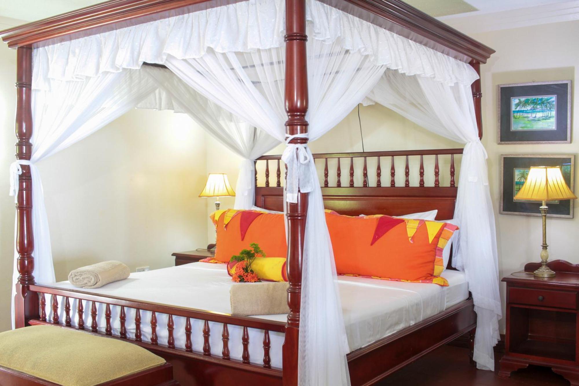 Spring Hotel Bequia Port Elizabeth Bagian luar foto