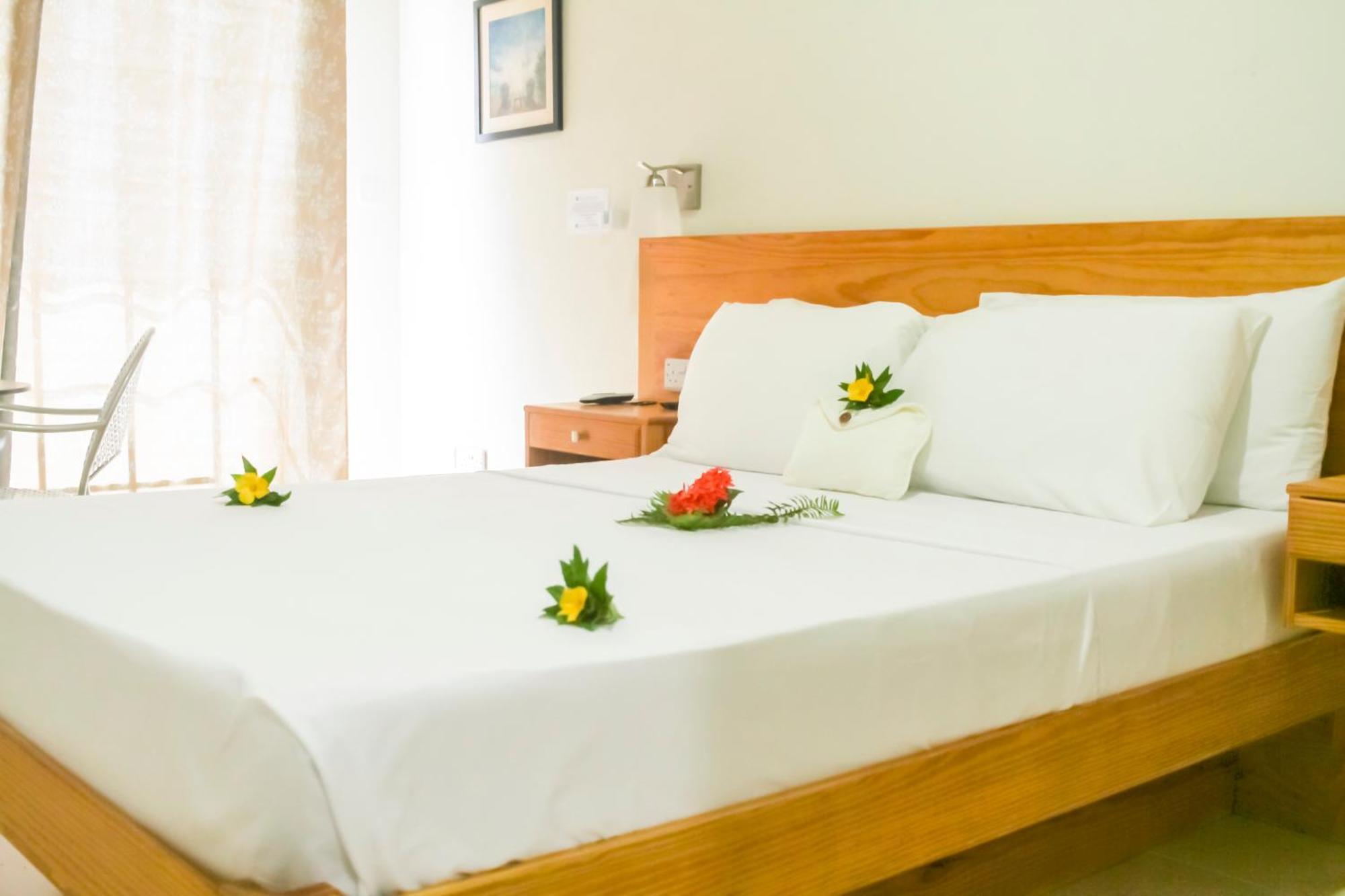 Spring Hotel Bequia Port Elizabeth Bagian luar foto